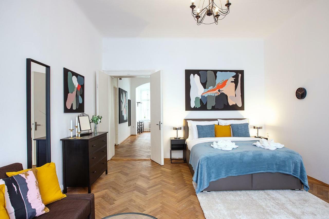 5Br 2Bath Family Apt 5Mins To Wenceslas Square Praha Bagian luar foto