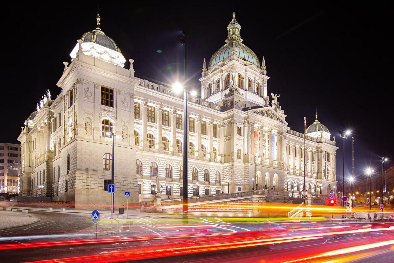 5Br 2Bath Family Apt 5Mins To Wenceslas Square Praha Bagian luar foto